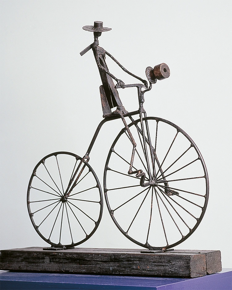 Beeld 'Big bicycle' van Rob Cerneüs