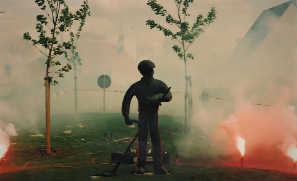 Beeld 'Boerenjongen' van Rob Cerneüs