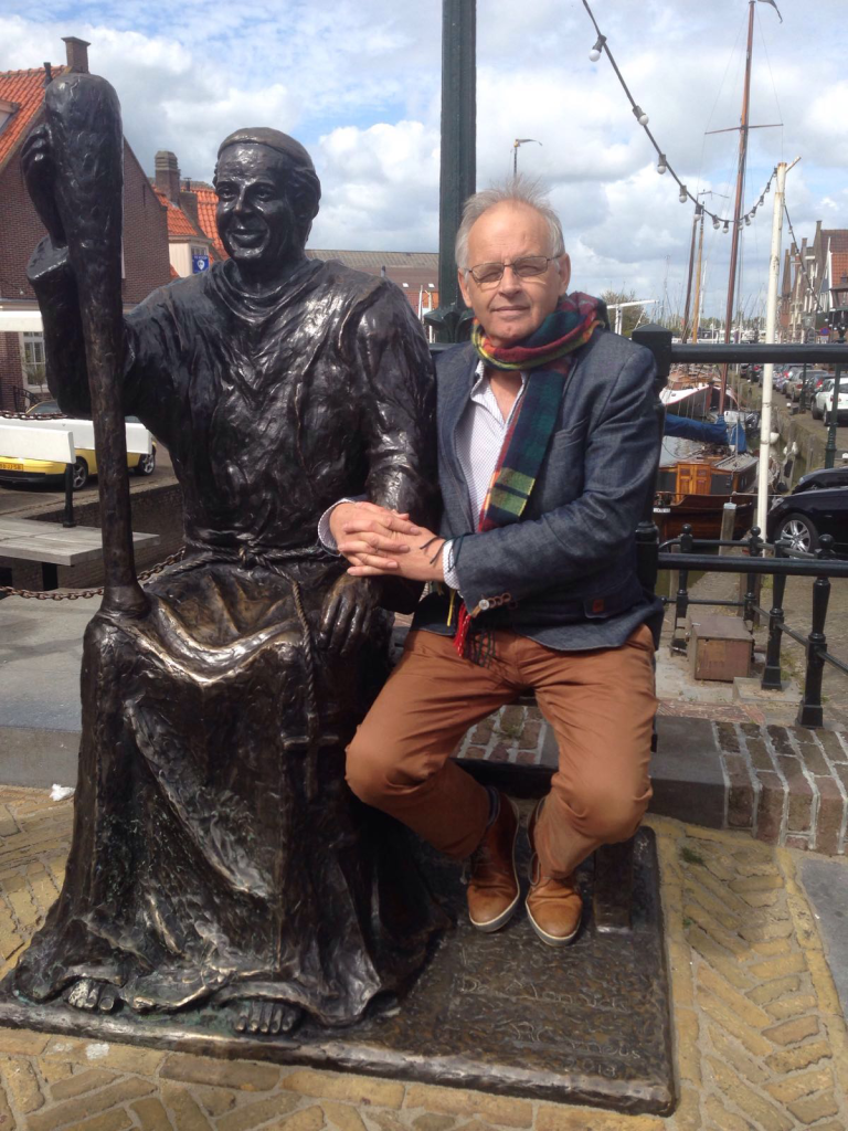 Beeld 'De monnik' van Rob Cerneüs