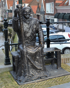 Beeld 'De monnik' van Rob Cerneüs